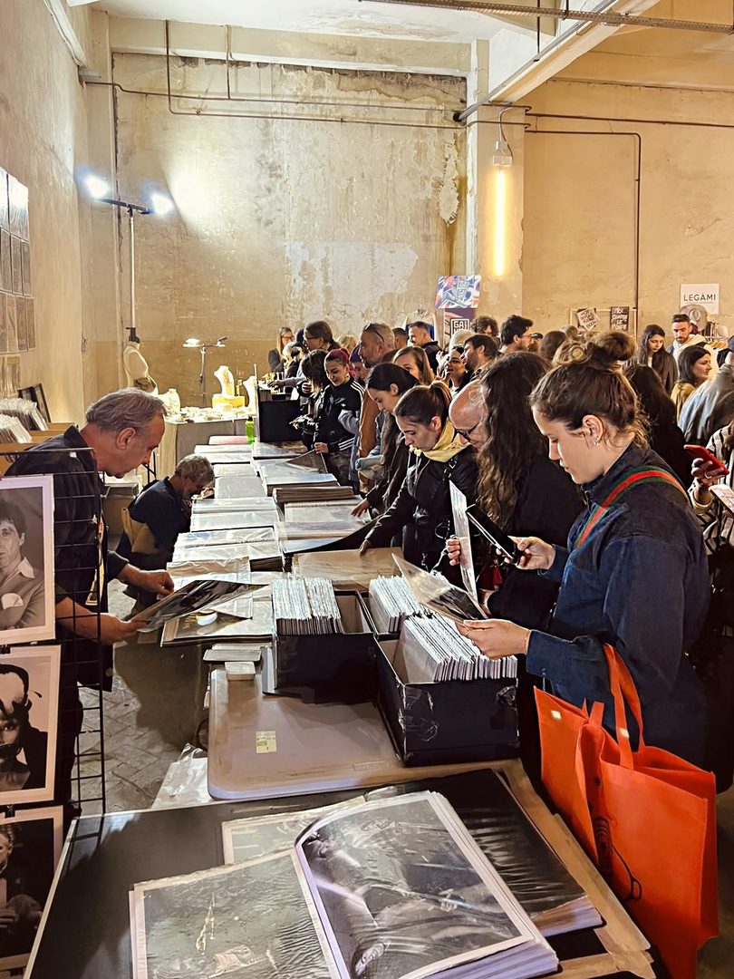 Locandina: East Market - vintage e second hand