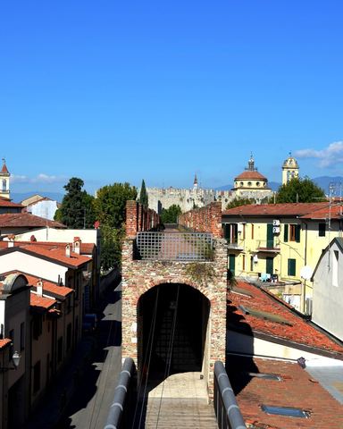 Locandina: Ottobre al Cassero: apertura straordinaria del Cassero Medievale