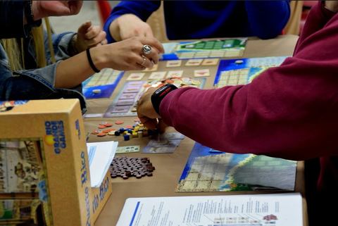 Locandina: Teca dei giochi - ludoteca gratuita